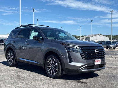 2026 Nissan Pathfinder Platinum 4WD