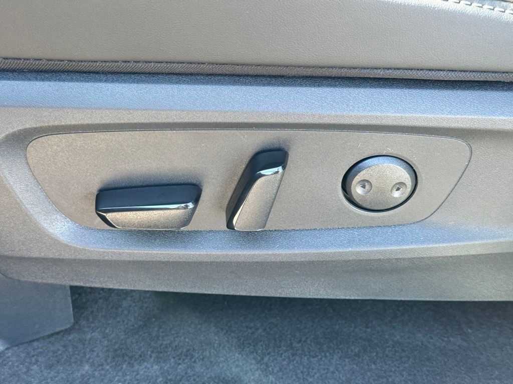 2026 Nissan Pathfinder Platinum 4WD