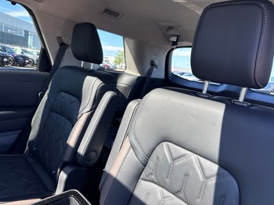 2026 Nissan Pathfinder Platinum 4WD