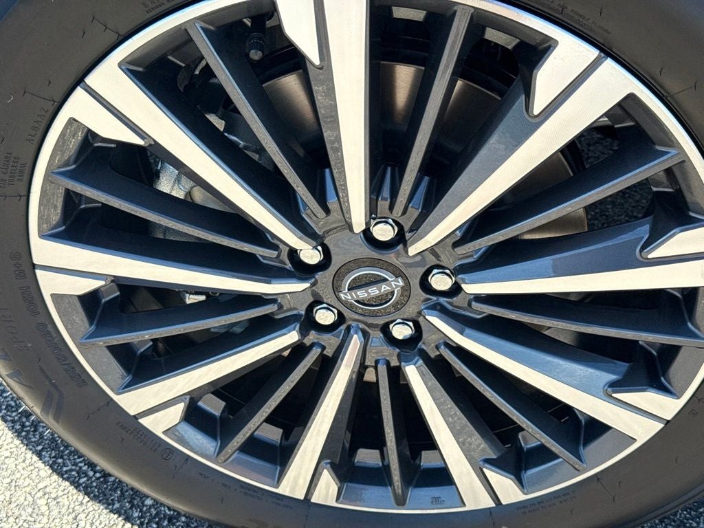 2026 Nissan Pathfinder Platinum 4WD