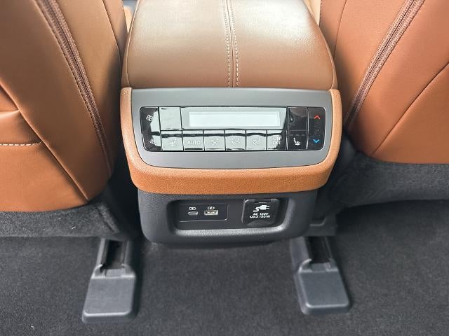 2024 Nissan Pathfinder Platinum 4WD
