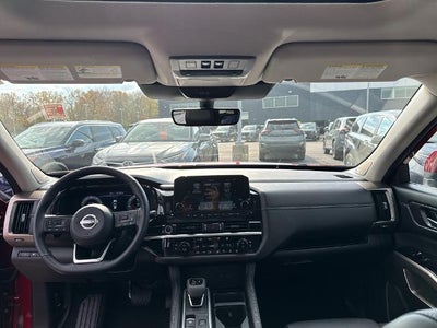 2024 Nissan Pathfinder Platinum 4WD