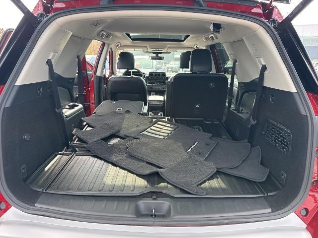 2024 Nissan Pathfinder Platinum 4WD