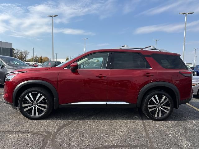 2024 Nissan Pathfinder Platinum 4WD