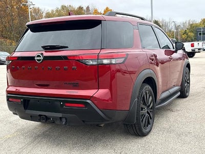 2023 Nissan Pathfinder Platinum 4WD