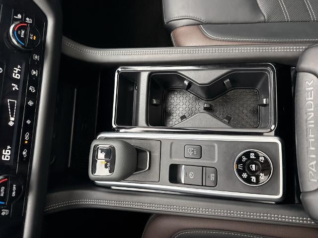 2023 Nissan Pathfinder Platinum 4WD