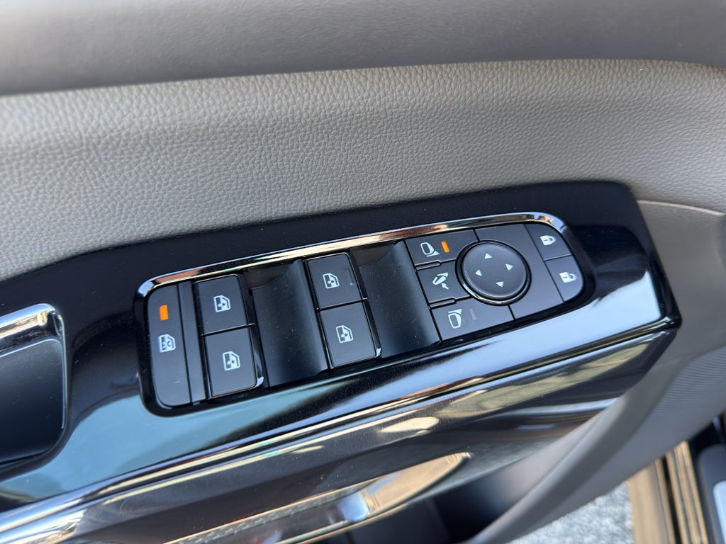 2026 Nissan Pathfinder Platinum 4WD