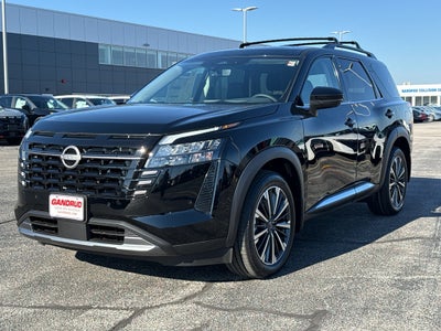 2026 Nissan Pathfinder Platinum 4WD