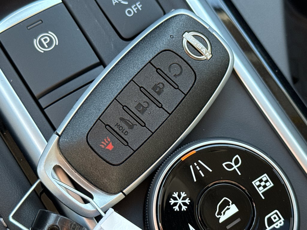 2026 Nissan Pathfinder Platinum 4WD