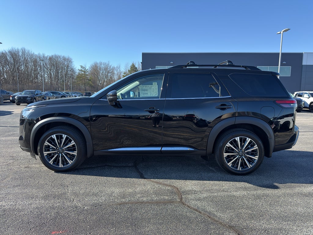 2026 Nissan Pathfinder Platinum 4WD