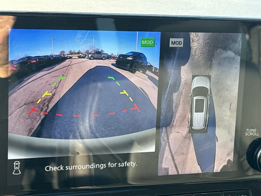 2023 Nissan Pathfinder Platinum 4WD