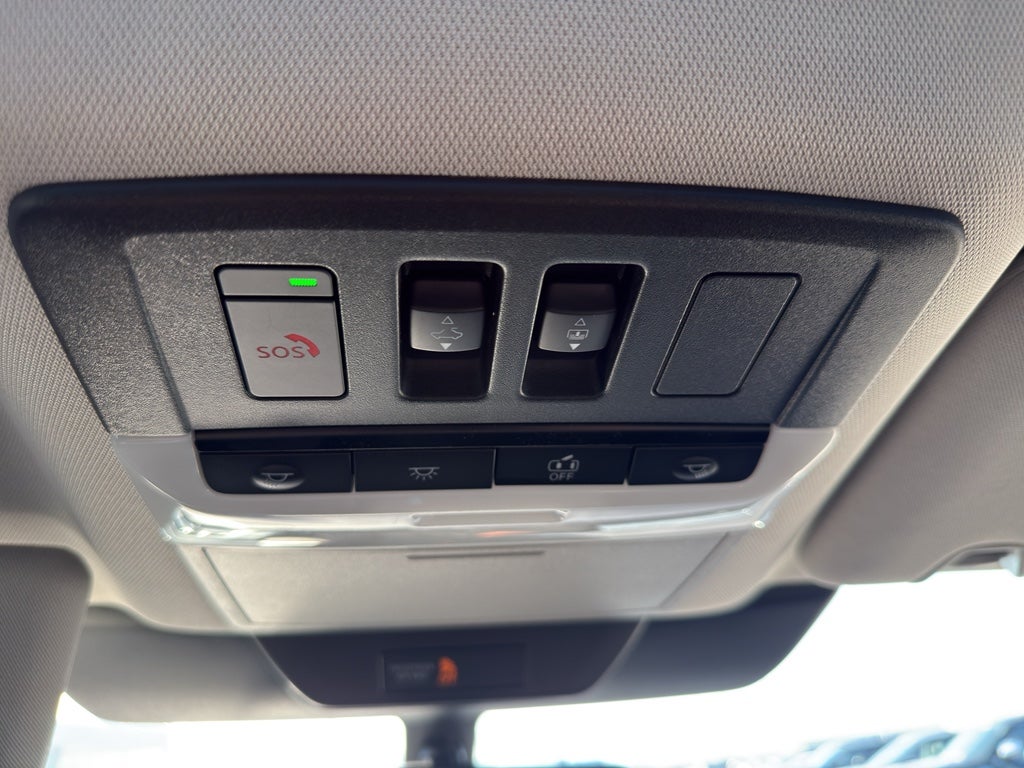 2023 Nissan Pathfinder Platinum 4WD