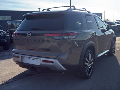 2023 Nissan Pathfinder Platinum 4WD
