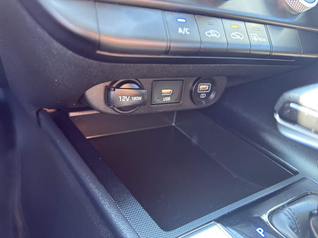 2021 Hyundai ELANTRA SE IVT