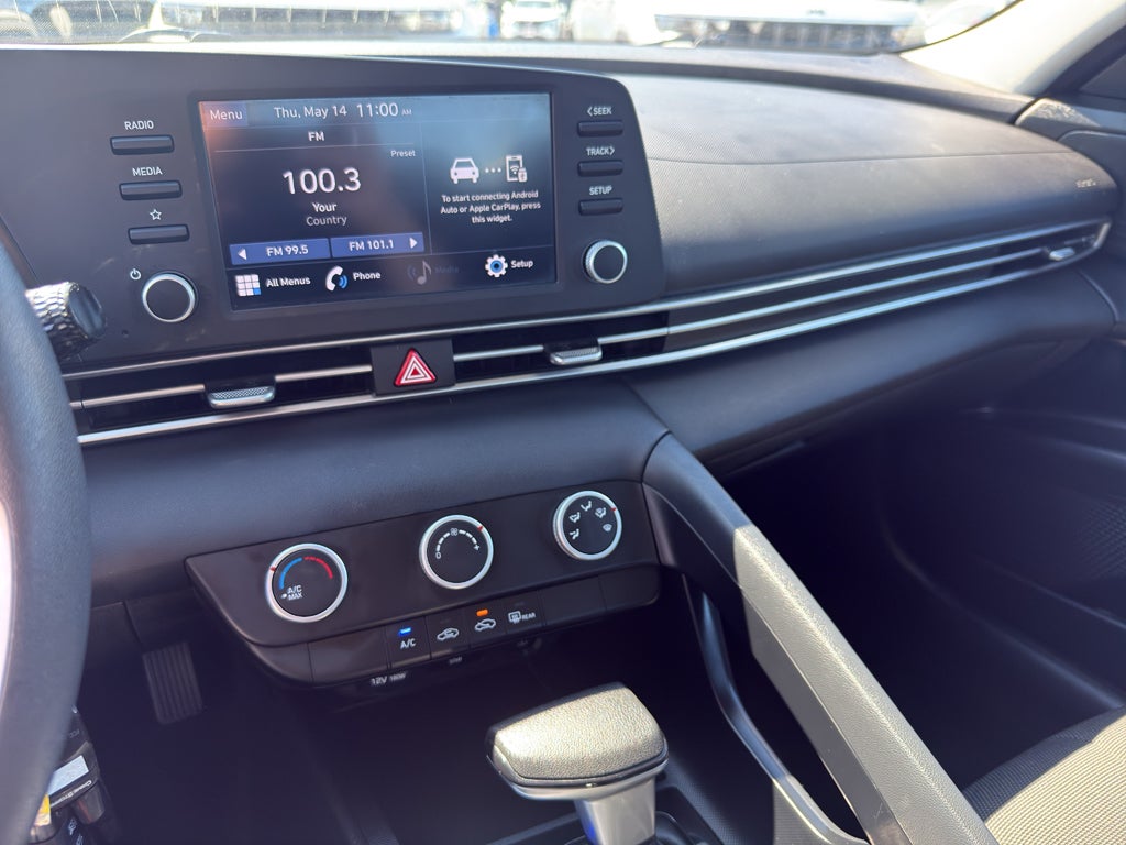 2021 Hyundai ELANTRA SE IVT