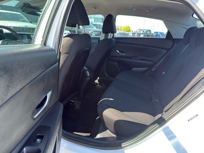 2021 Hyundai ELANTRA SE IVT