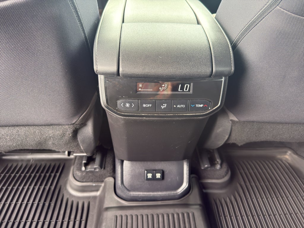 2020 Toyota Highlander LE AWD (Natl)