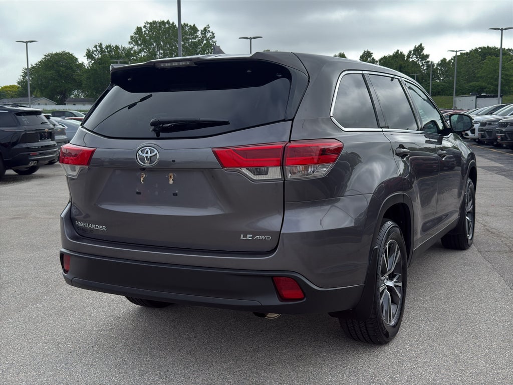 2019 Toyota Highlander LE Plus V6 AWD (SE)