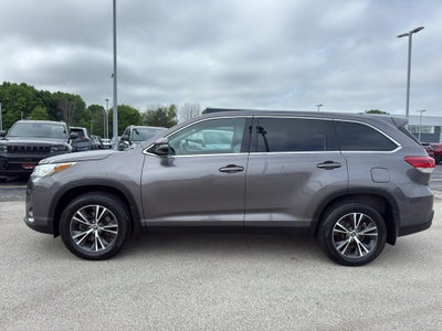 2019 Toyota Highlander LE Plus V6 AWD (SE)