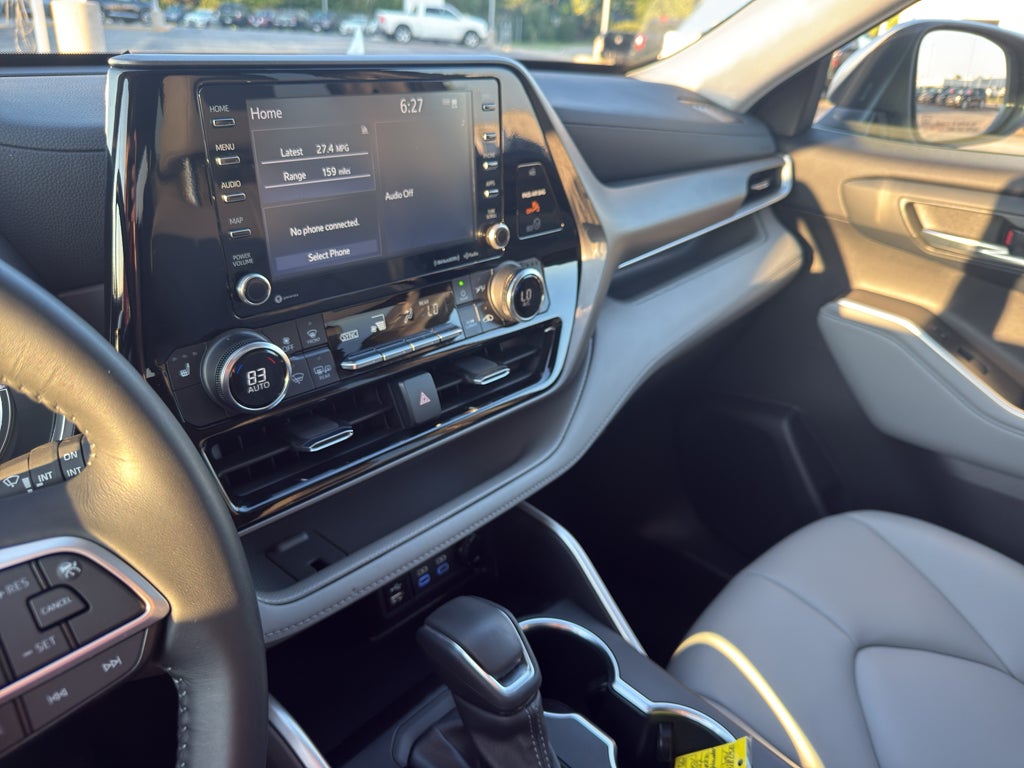 2022 Toyota Highlander XLE AWD (Natl)