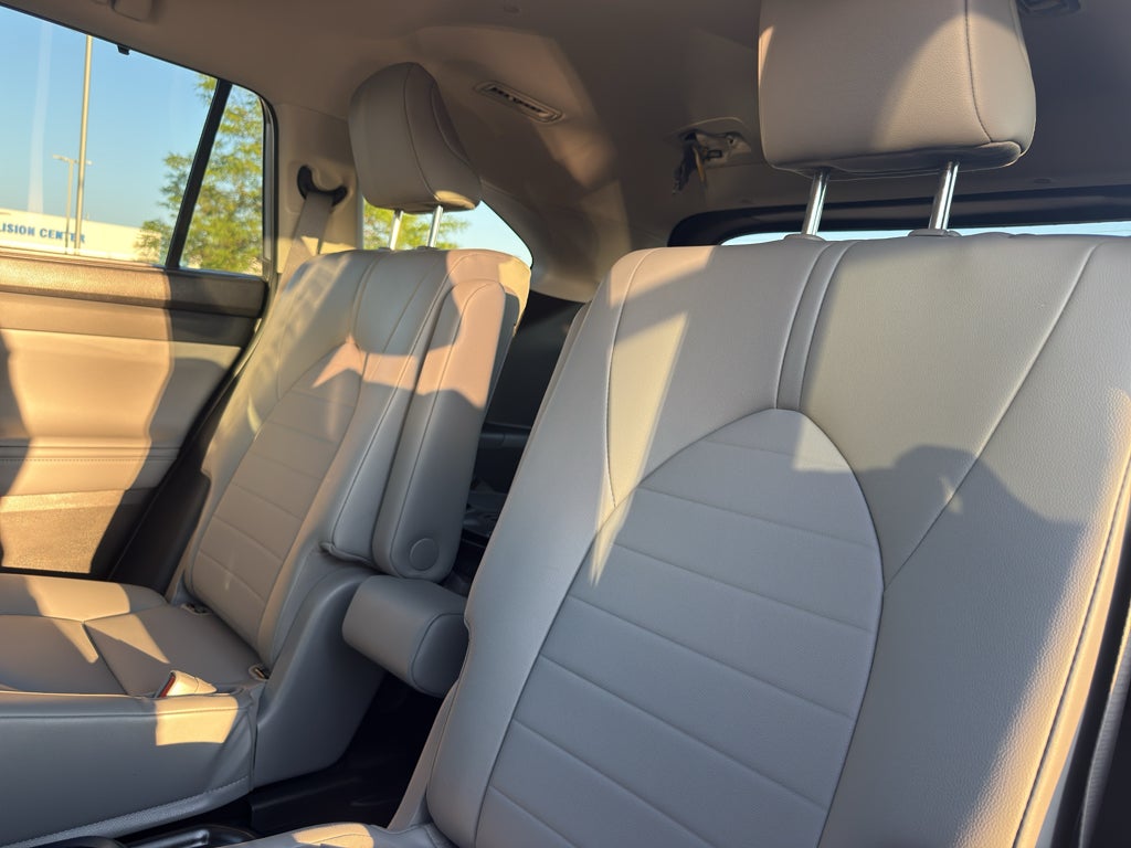 2022 Toyota Highlander XLE AWD (Natl)