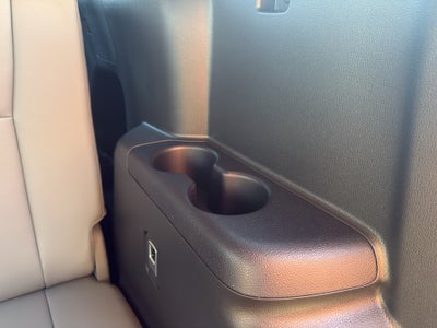 2022 Toyota Highlander XLE AWD (Natl)