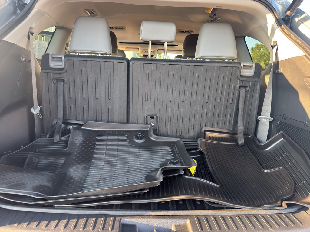 2022 Toyota Highlander XLE AWD (Natl)