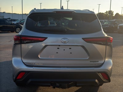 2022 Toyota Highlander XLE AWD (Natl)
