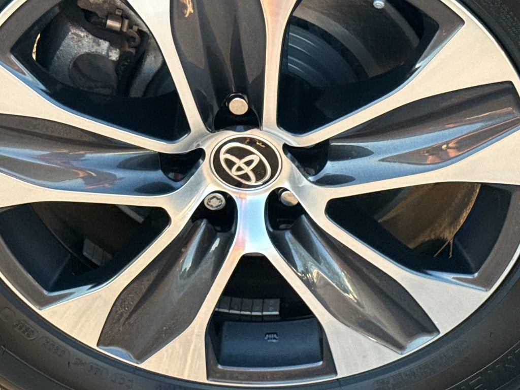 2022 Toyota Highlander XLE AWD (Natl)