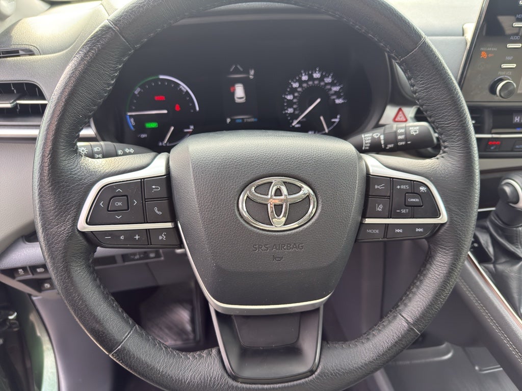 2021 Toyota Sienna XLE FWD 8-Passenger (Natl)