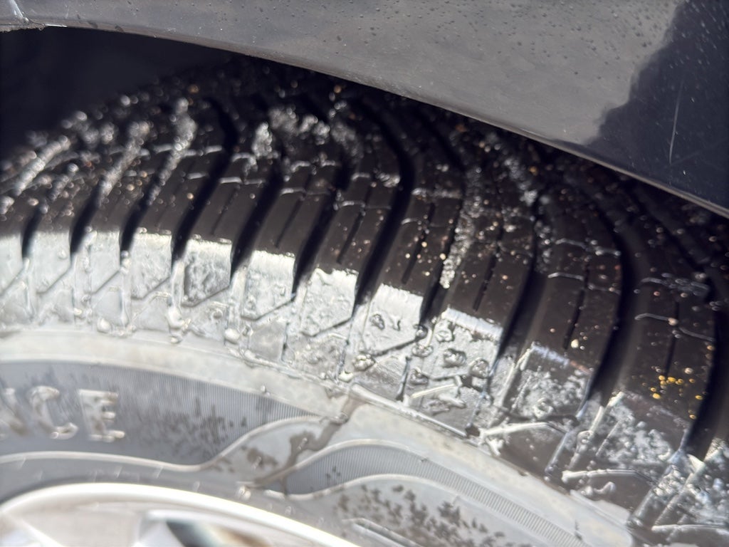 2022 Toyota Sienna XLE FWD 8-Passenger (Natl)