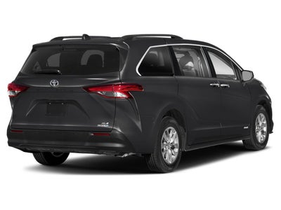 2022 Toyota Sienna XLE FWD 8-Passenger (Natl)