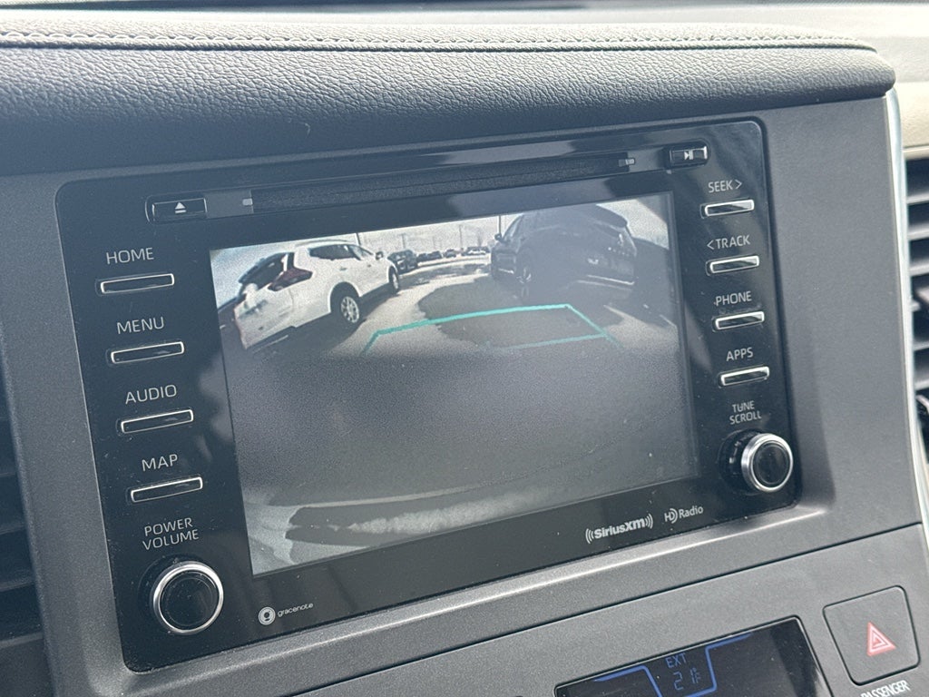 2018 Toyota Sienna XLE FWD 8-Passenger (Natl)