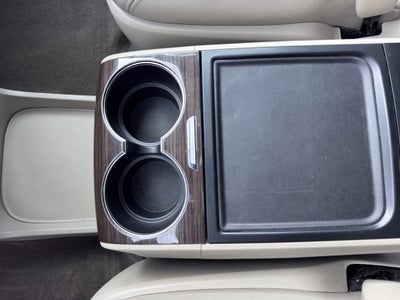 2018 Toyota Sienna XLE FWD 8-Passenger (Natl)