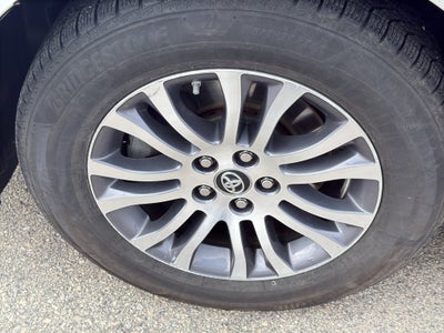 2018 Toyota Sienna XLE FWD 8-Passenger (Natl)