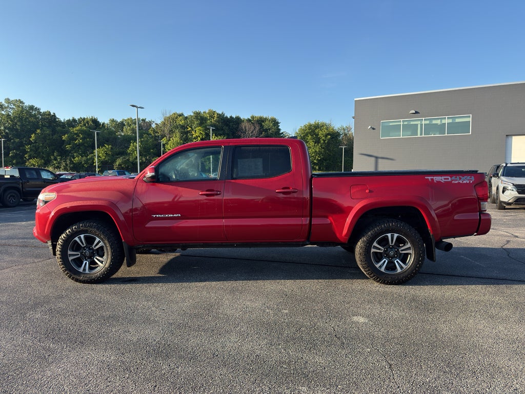 2017 Toyota Tacoma TRD Sport Double Cab 6' Bed V6 4x4 AT (Natl)