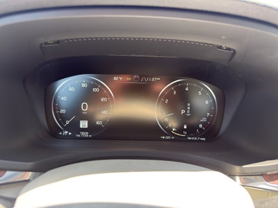 2022 Volvo S60 B5 FWD Momentum