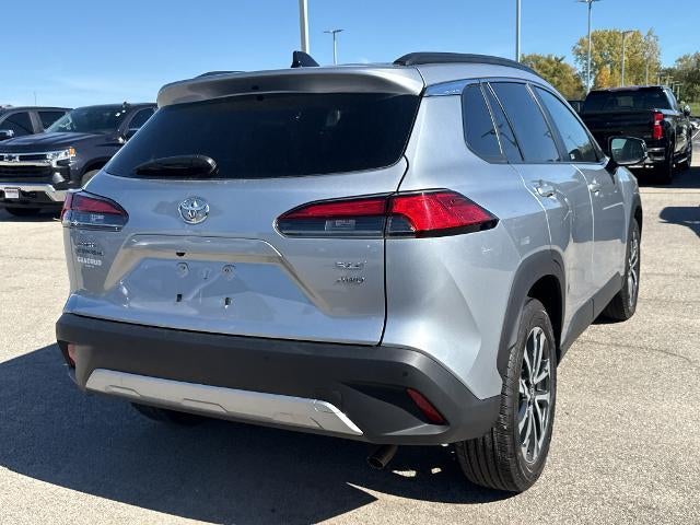 2025 Toyota Corolla Cross XLE 4WD (Natl)