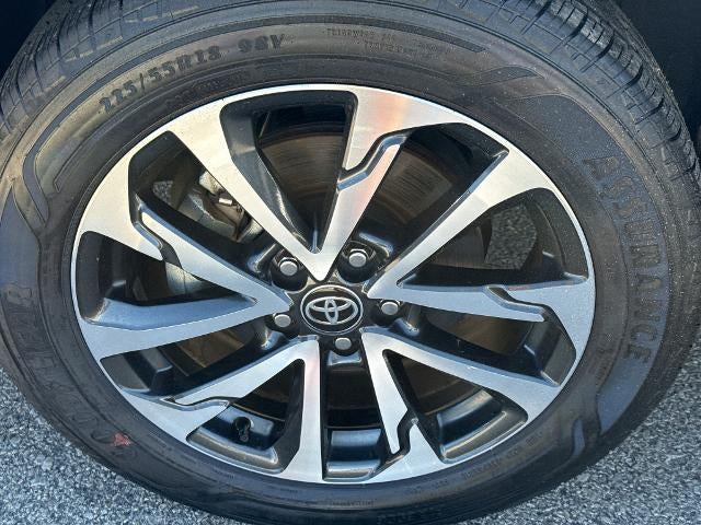 2025 Toyota Corolla Cross XLE 4WD (Natl)