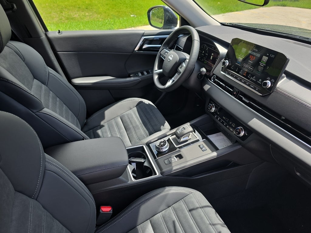 2026 Nissan Rogue Plug-In Hybrid AWD SL