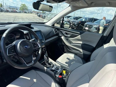 2023 Subaru Forester Limited CVT