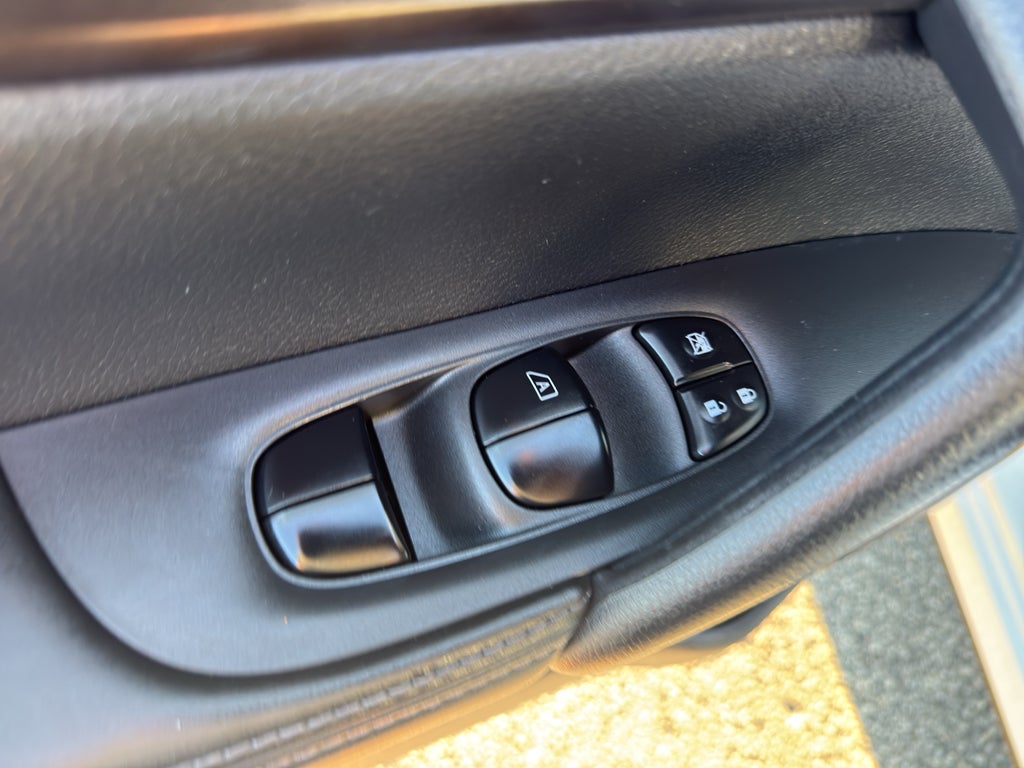 2019 Nissan Rogue Sport FWD S