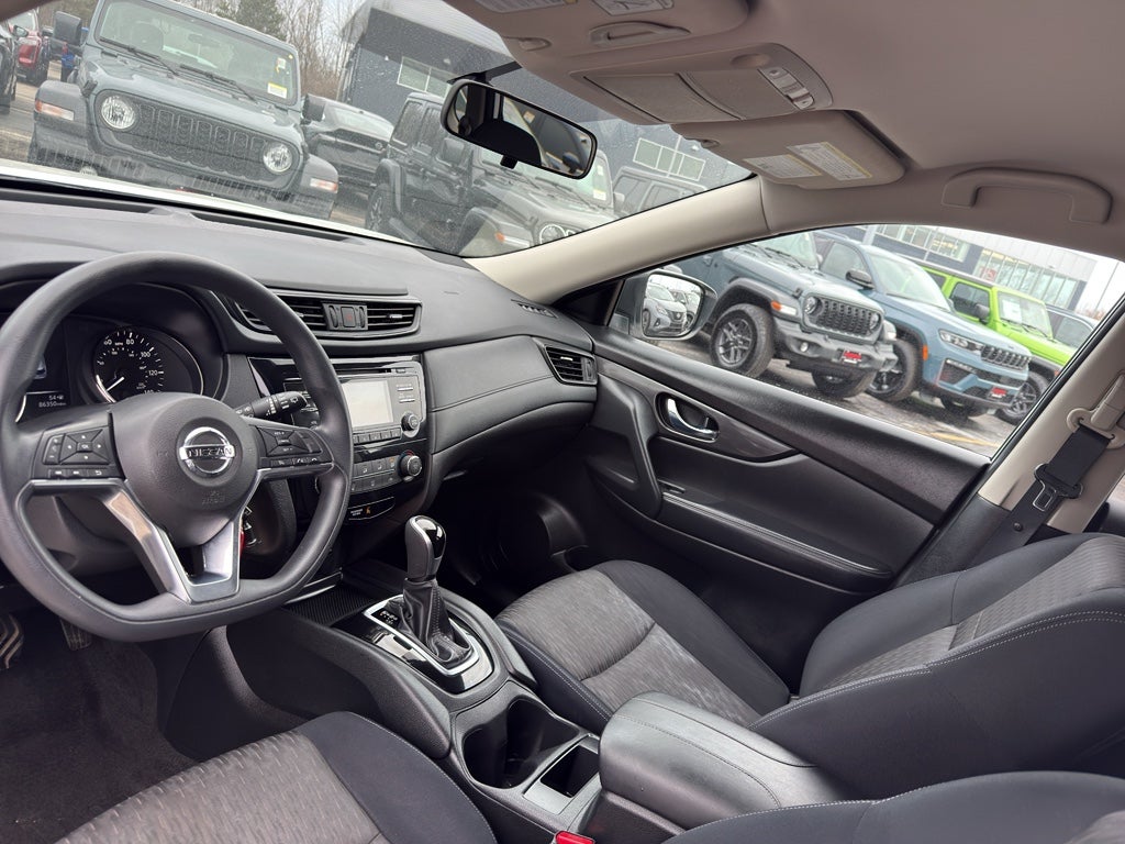 2017 Nissan Rogue AWD S