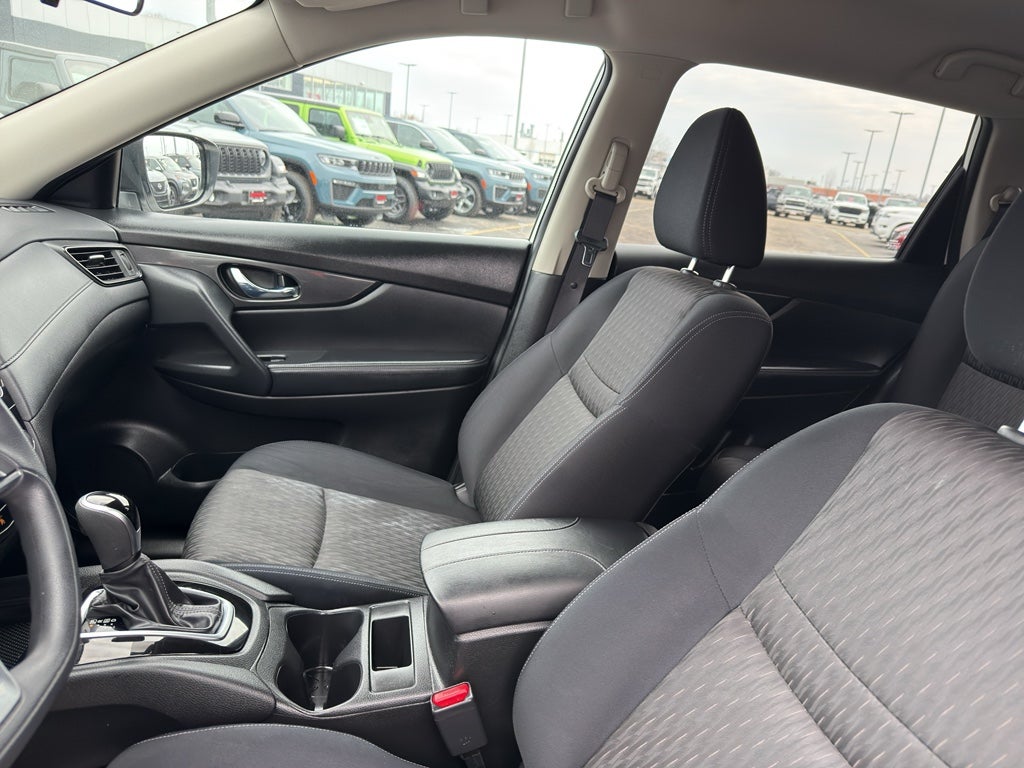 2017 Nissan Rogue AWD S