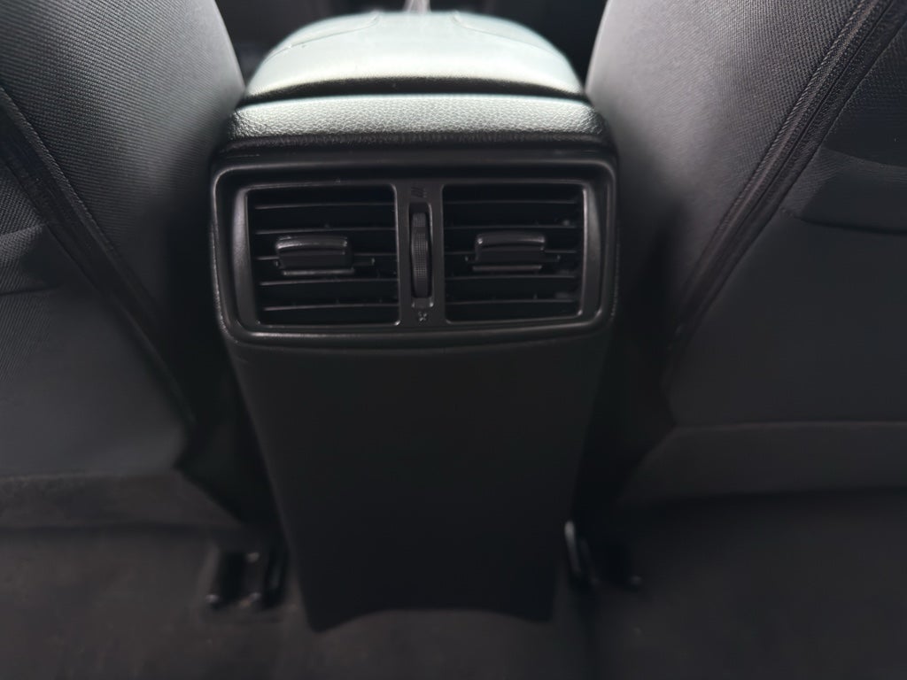 2017 Nissan Rogue AWD S