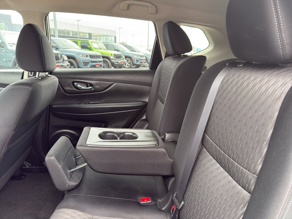 2017 Nissan Rogue AWD S