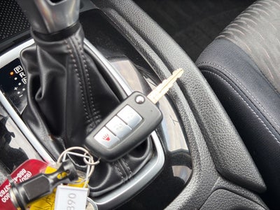 2017 Nissan Rogue AWD S