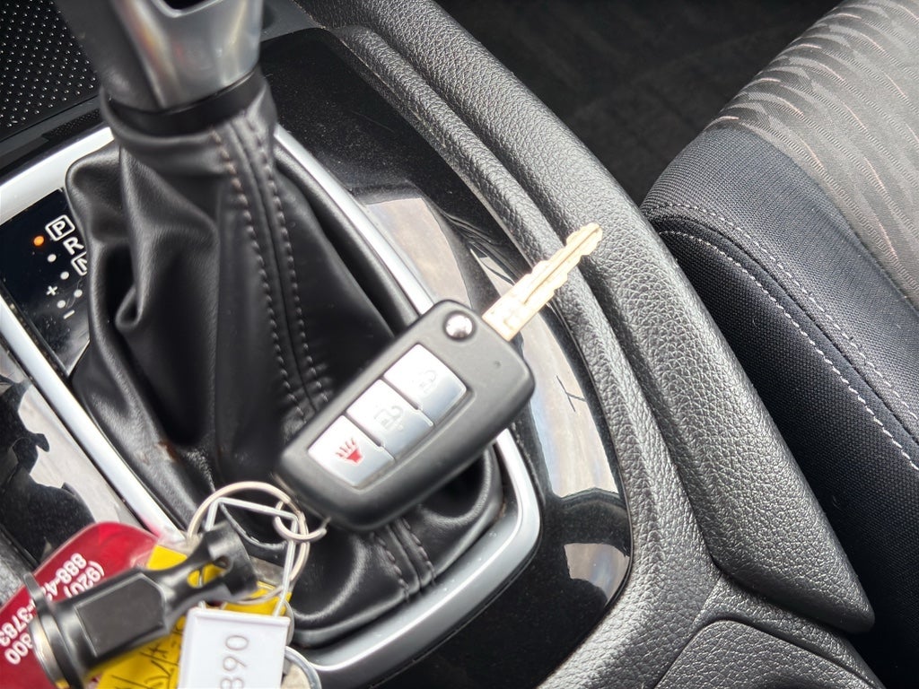 2017 Nissan Rogue AWD S