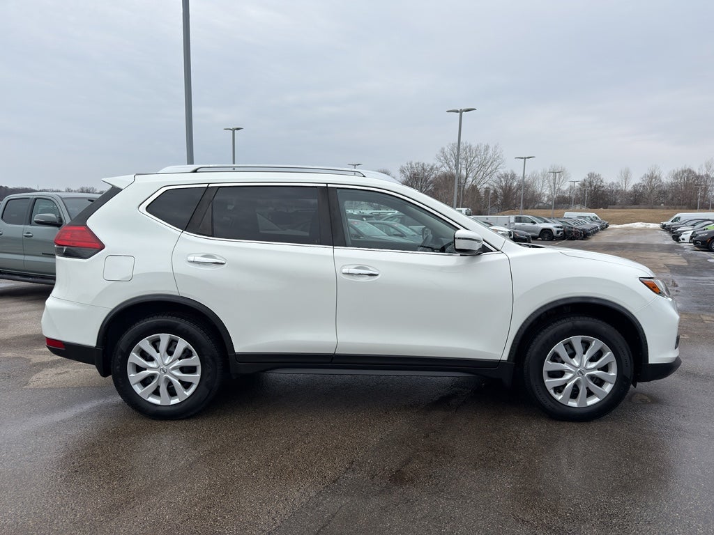 2017 Nissan Rogue AWD S