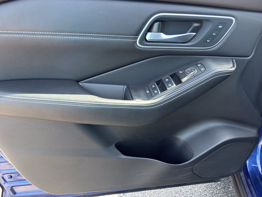2021 Nissan Rogue AWD SL